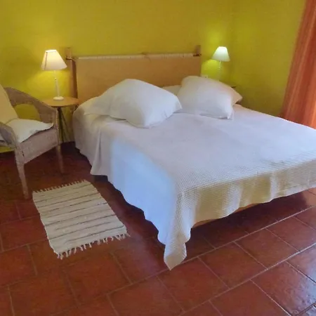 Apartamento Schoene Mit Garten In *